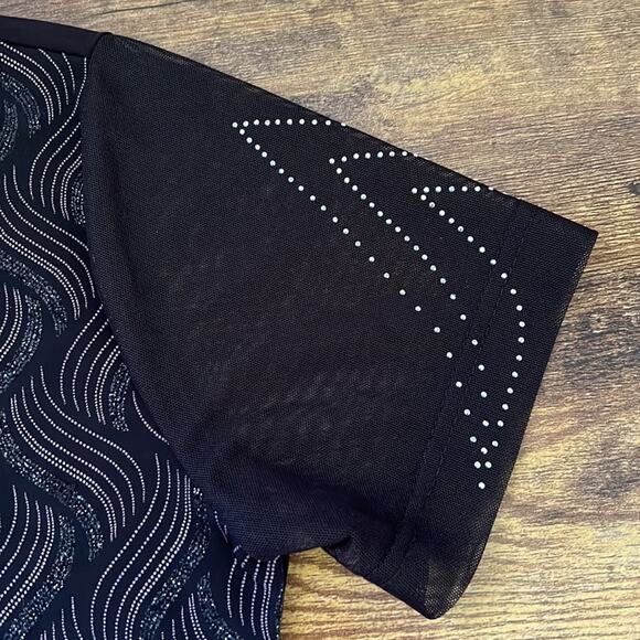 XL Black Mesh Sleeve V-Neck Glitter Top - Picture 3 of 9